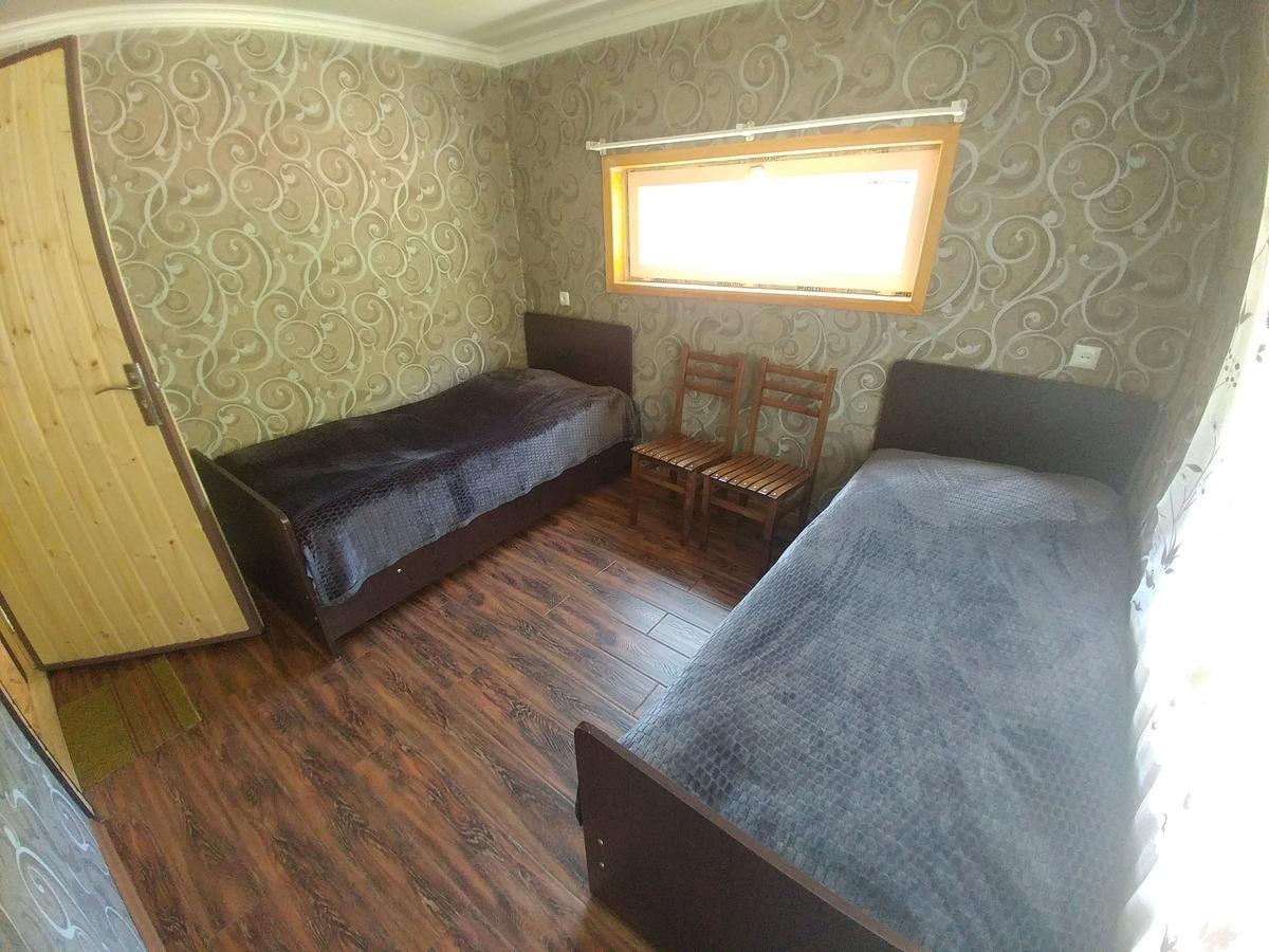 Lali'S Guest House In ジュタ エクステリア 写真